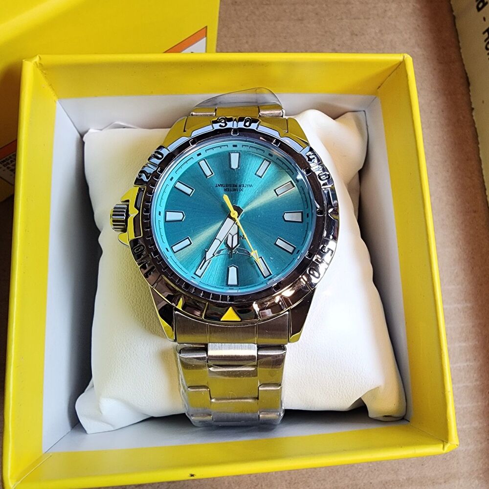 Invicta Mens Watch Teal Blue Sunray Dial Silver Stainless Steel Bracelet NIB Box
